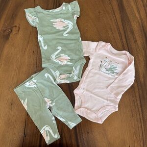 Carter’s Baby Girl Swan Print Two Cotton Bodysuits and Leggings Set Size 3M